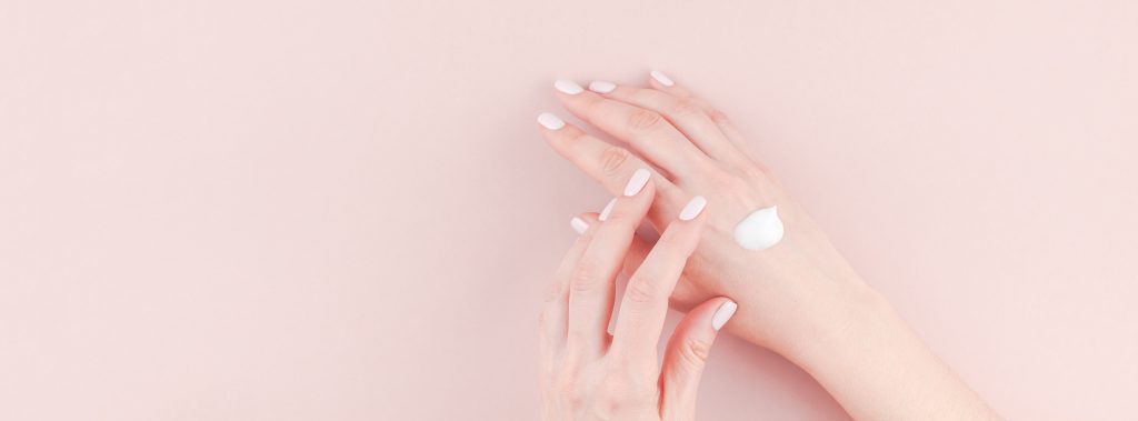 Dry skin can leave you feeling chapped. Check out our tips to keep dry skin glowing.